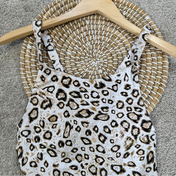 Lahana Swim Women’s Omala Cheeky One-Piece Swimsuit in Vintage Nude Leopard S - Picture 3 of 15